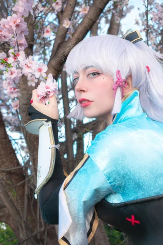Ayaka cosplay (Genshin Impact) by Hathcos