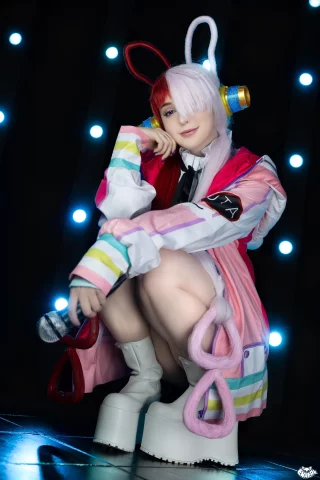 Uta from One Piece by Enafox