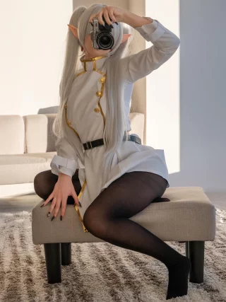 Frieren cosplay by aimihachi