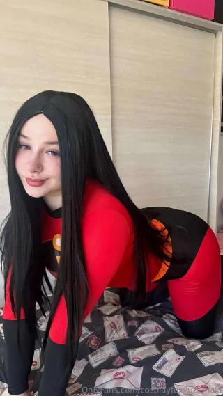 Violet [The Incredibles] (FoxyUzumaki)