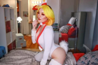 waiting for you to breed me in this bed