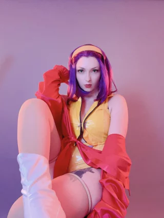 Faye Valentine by Capeofwonders