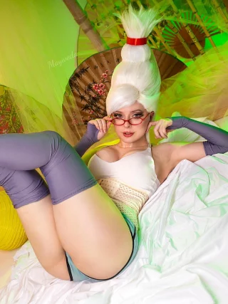 Granny Seiko Ayase from Dandadan by Mayweda