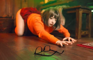 Why is Velma so clumsy 😮‍💨 The other side must look exquisite though! (Some news below!)