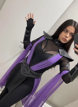 raven cosplay (amara)