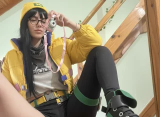 Killjoy cosplay from Valorant (Tiffany Parker)