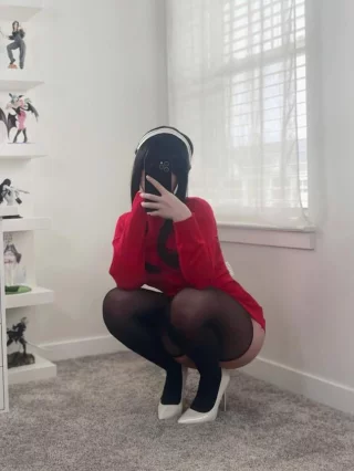 Yor Forger cosplay [Spy X Family] (Kitsudare)