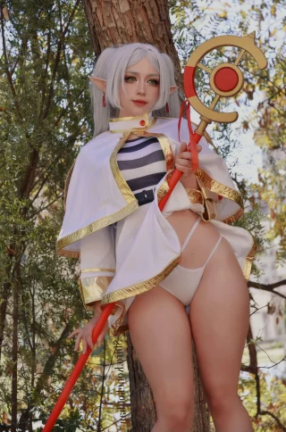 My Frieren cosplay (Shiro_konekochan)