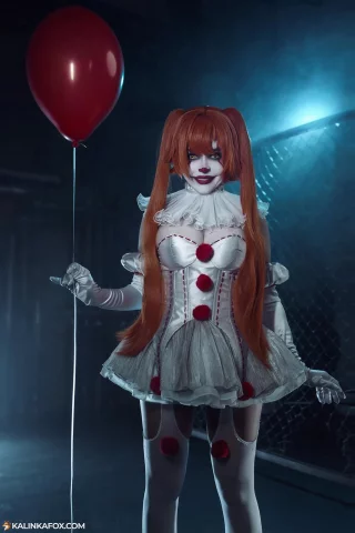 Pennywise by KalinkaFox [IT]