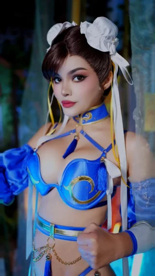 Chun-Li by KalinkaFox [Street Fighter]