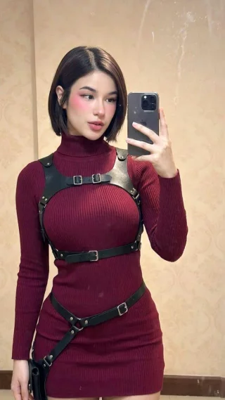 ada wong cosplay