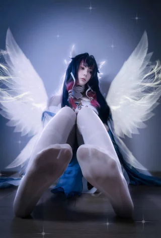 Columbina from Genshin by Bubblecoser