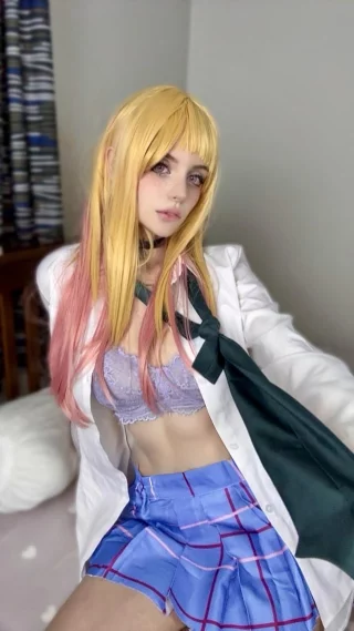 Marin (My Dress Up Darling) - by Noemi Dae
