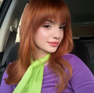 Daphne cosplay from Scooby-Doo by LeesiBB
