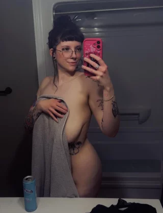 A tease before bath time [OC]
