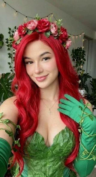 poison ivy cosplay (luna)