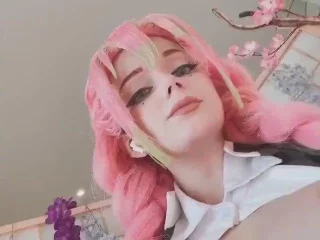 Mitsuri Kanroji (Demon Slayer)