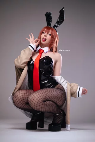 Bunny girl Kurisu Makise cosplay by Aluctoria