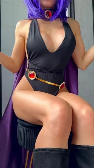 Raven from Teen Titans (PeachyAznGirly)