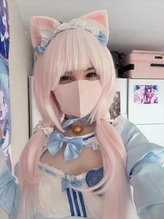 petite neko cuddle position >_<