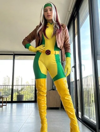 my Rogue cosplay