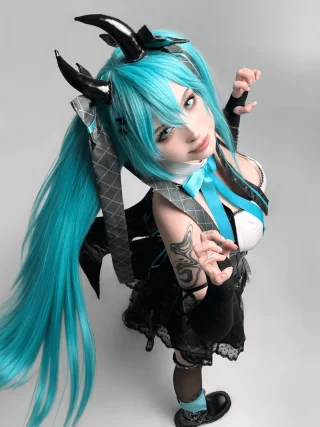 Miku Hatsune from Vocaloids by Nana