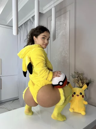 Pikachu by MintyLane