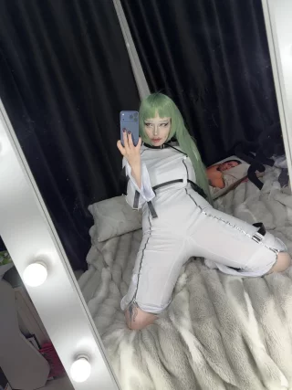 C.C. (bllooddoll) [code geass]