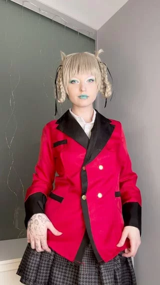 Kirari Momobami [Kakegurui] by (RadiantLilyMist)