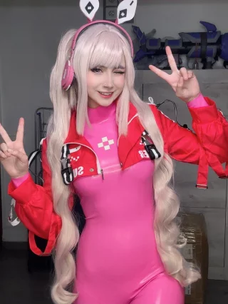 Alice - Nikke (Aloeveraiskawaii)