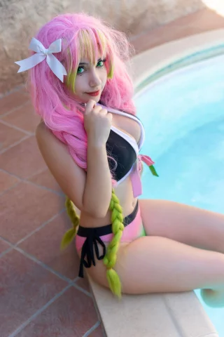 Mitsuri from Demon Slayer by Yunotheloosecannon