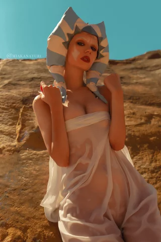 Ahsoka Tano [Star Wars] by (Miakanayuri)