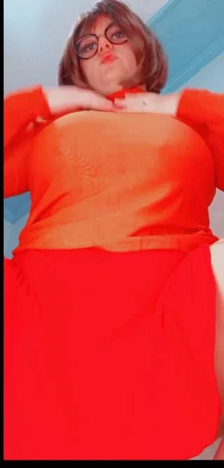 Velma Dinkley (mandymoonof)