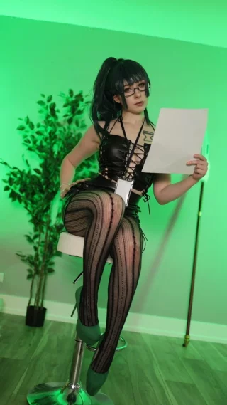 Office siren Maki Zenin by Cami chan