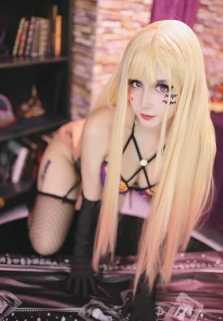 Aloeveraiskawaii as Halloween Marin Kitagawa - My Dress-Up Darling