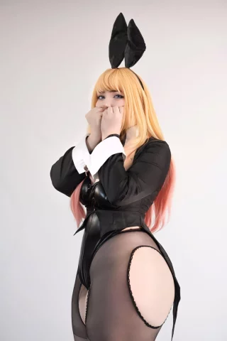 Bunny Marin Kitagawa from My Dress Up Darling (Kuroitsne)
