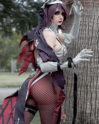 Monokichan as Rosaria