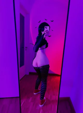 Mavis [Hotel Transylvania] (Foggy)