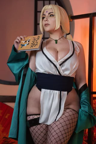 Tsunade from Naruto by Izma_cos