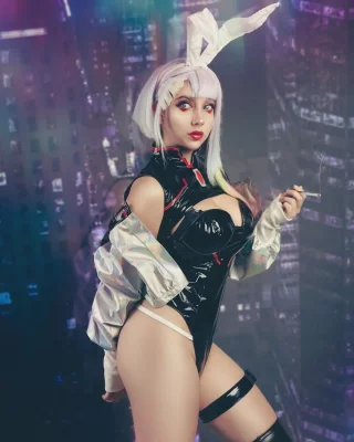 Lucy by Yunotheloosecannon