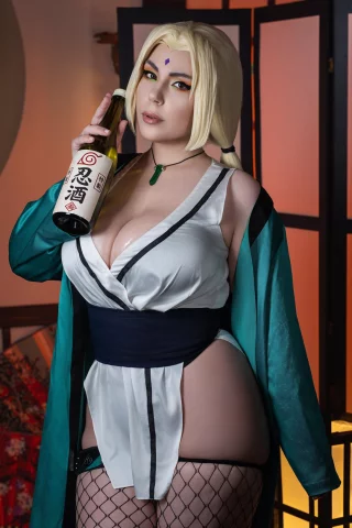 Tsunade from Naruto by Izma_cos