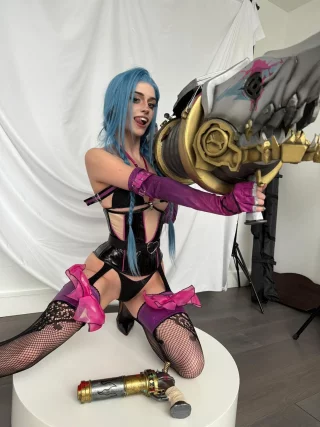 Jinx (League of Legends) by Soogsx