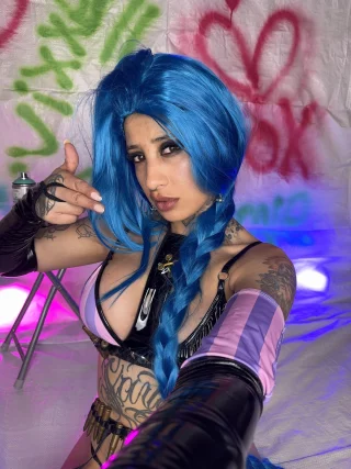 Jinx [League of Legends] (CuddleDuskk)