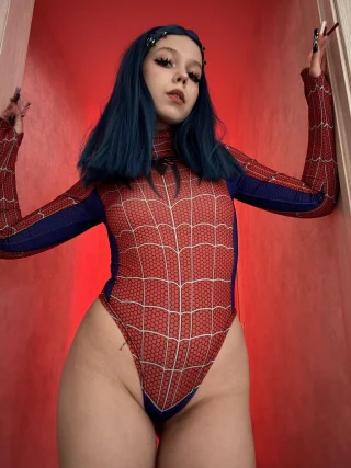spider girl by Cornelia