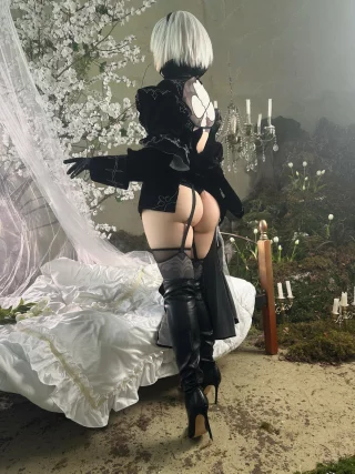 2B by JyuSan