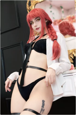 Makima by Aloeveraiskawaii - Chainsaw Man