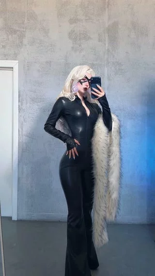Black Cat [Marvel Rivals] by (Miakanayuri)