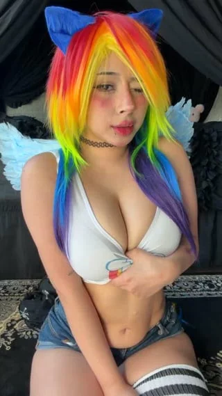 Rainbow Dash by Yuki
