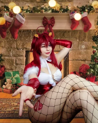 Rias cosplay by Yunotheloosecannon