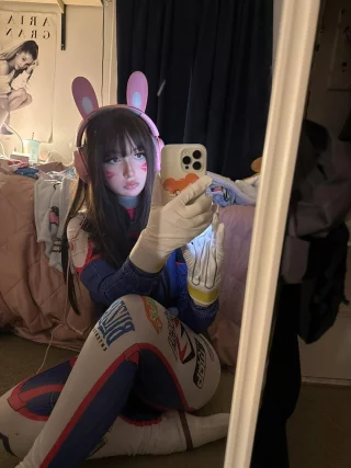 D.va (Overwatch) by Julie